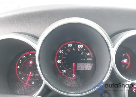 2007 Pontiac Vibe z USA, uszkodzony, nr VIN 5Y2SL65817Z434581